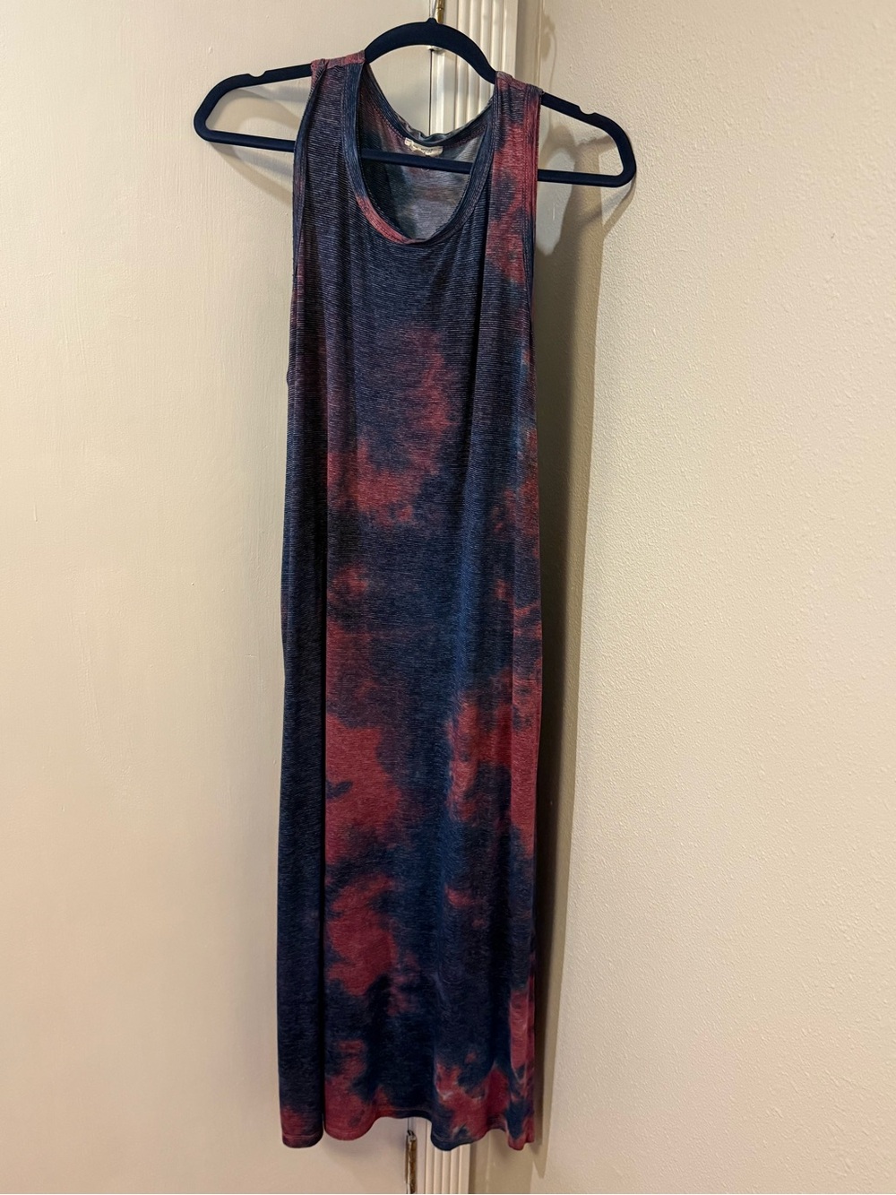 Sleeveless Tie-Dye Maxi Dress in Navy and Burgundy